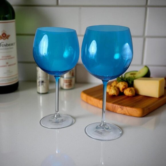 2 Crate & Barrel Gem Wine Glasses – Aqua Balloon Style – 21 oz – Pair Made in Sl - Picture 8 of 10